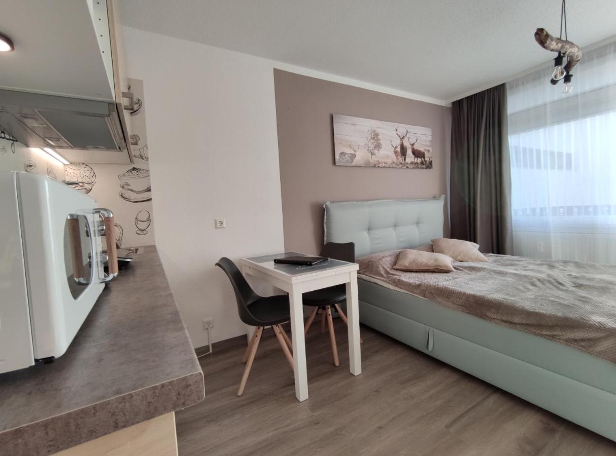 Studio 20Qm Mit Balkon Und Innenpool - 22010 ชลูคซี ภายนอก รูปภาพ